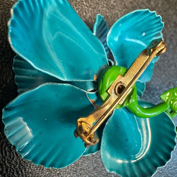 Vintage Floral Enamel Brooch Set - Blue and Green - Picture 6 of 7